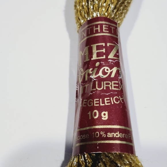 MEZ Orion Pflegeleicht Gold SPARKLE 10g Needlework Floss Metallic Twist Thread - Picture 3 of 5